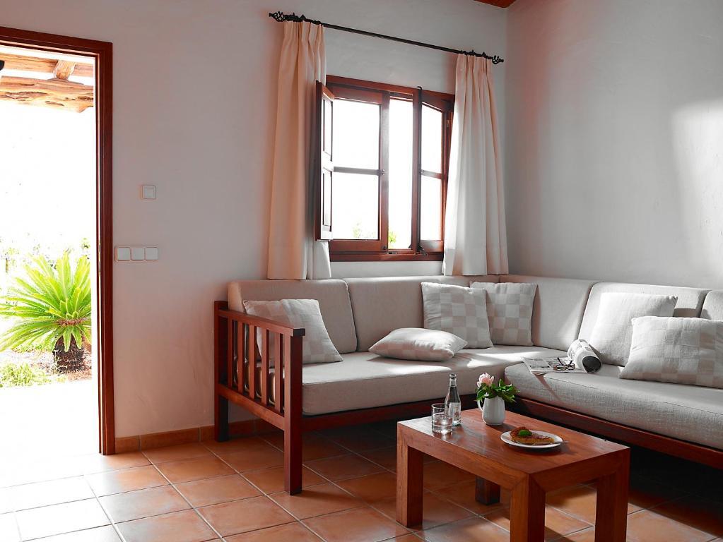 Agroturisme Can Planells Sant Miquel De Balansat ห้อง รูปภาพ